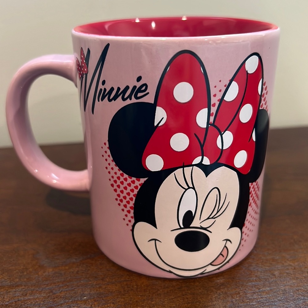 DISNEYS MINNIE MOUSE Ceramic Mug